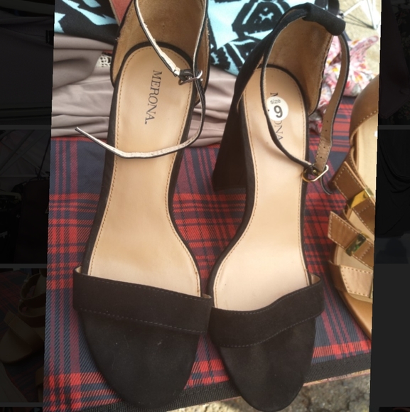 Merona Shoes - Merona suede black heels size 9
